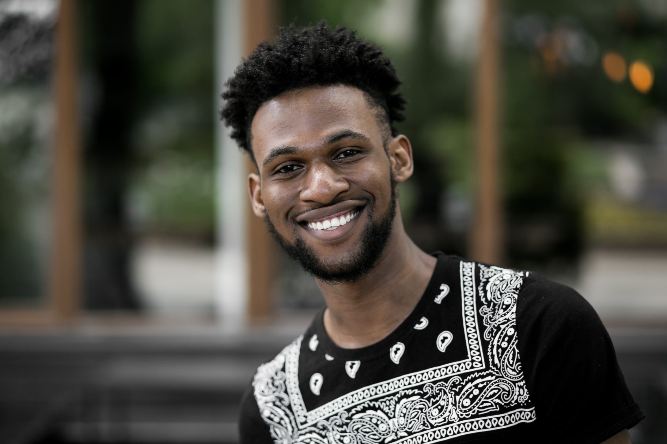 homem-pessoa-fundo-camisa-pessoas-american